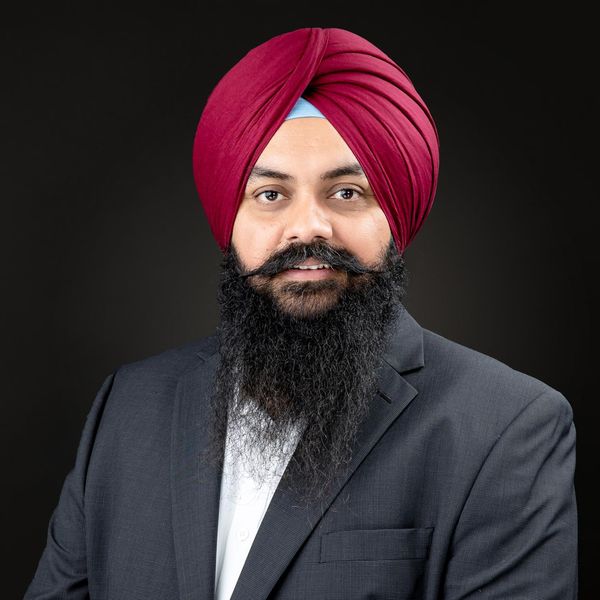 Lakhvir Sidhu, Associate